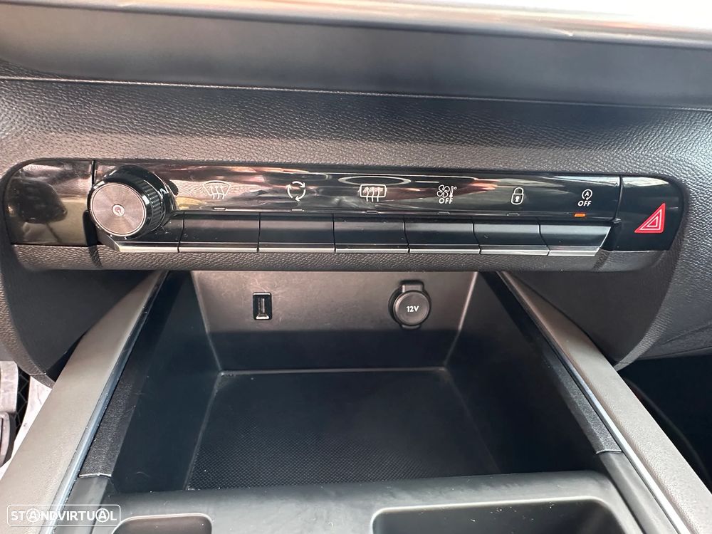 Citroën C5 Aircross 1.2 PureTech Livel Pack - 17