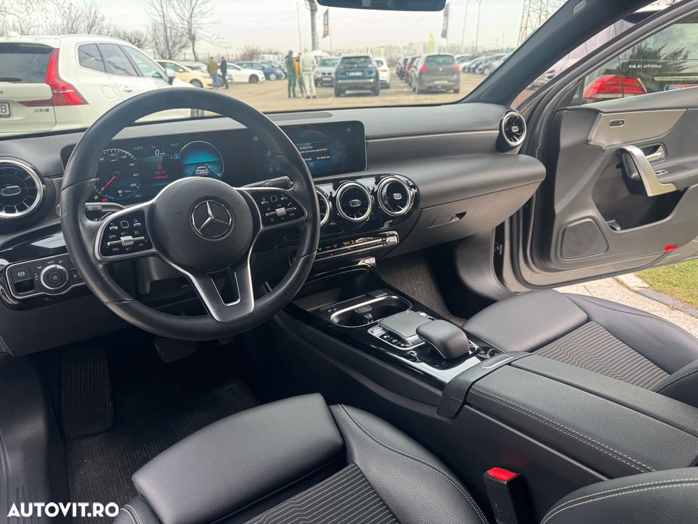 Mercedes-Benz A 180 d 7G-DCT - 5