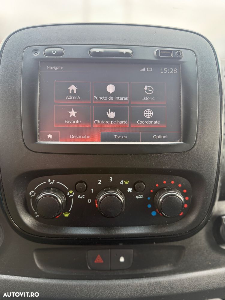 Opel VIVARO - 24
