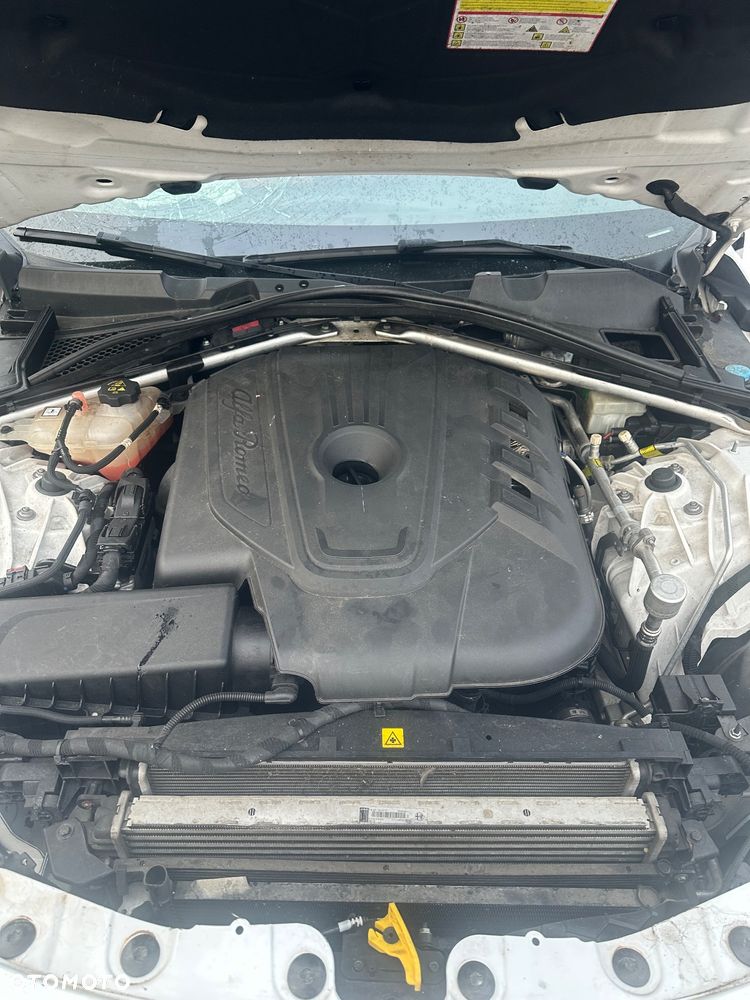 Alfa Romeo Giulia 2.2 D Turbo Super - 10