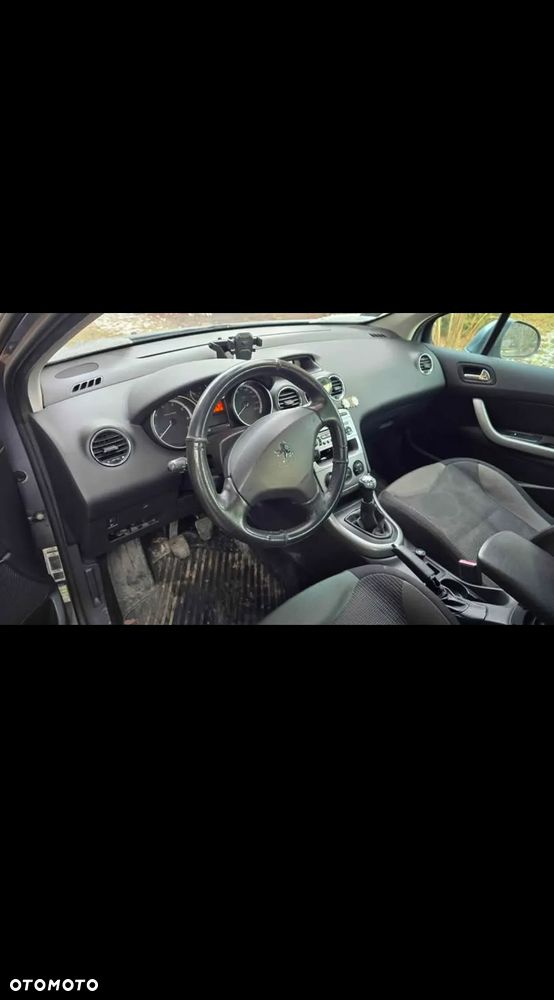 Peugeot 308 1.6 Premium - 3