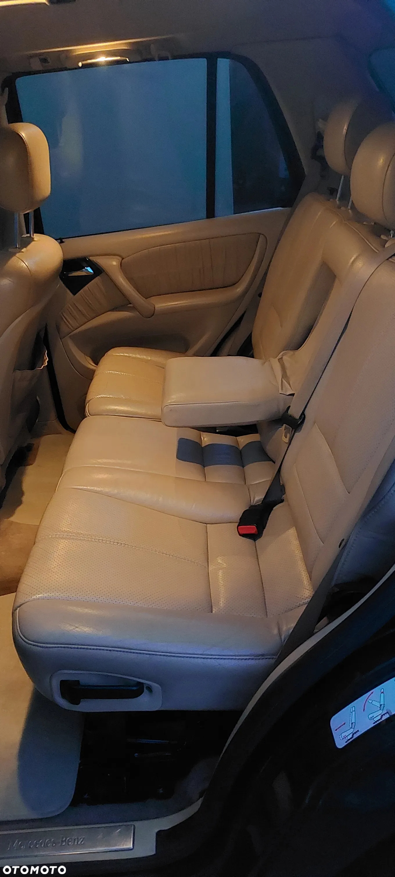 Mercedes-Benz ML 430 - 31