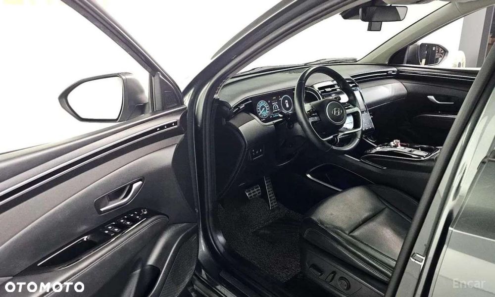 Hyundai Tucson - 24