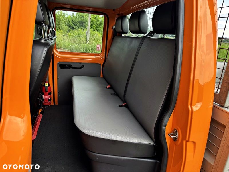 Volkswagen Transporter - 13