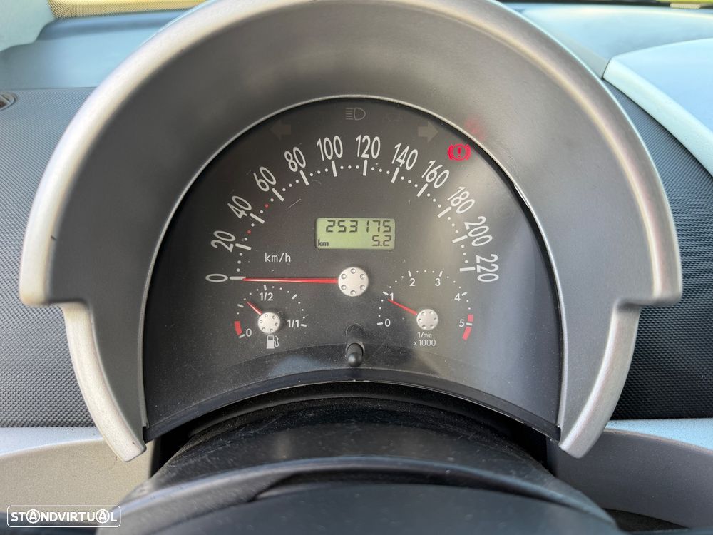 VW New Beetle 1.9 TDi Highline - 13