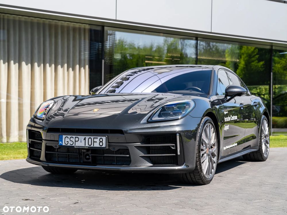 Porsche Panamera 4 E-Hybrid PHEV - 2