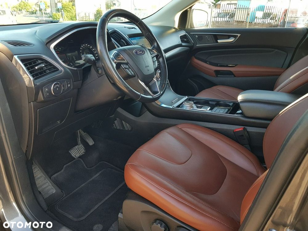 Ford Edge 2.0 EcoBlue Bi-Turbo 4x4 Titanium - 11