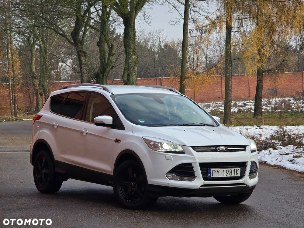 Ford Kuga 1.6 EcoBoost 2x4 Titanium - 1