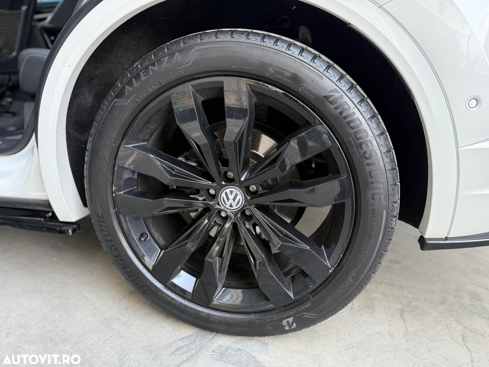 Volkswagen Touareg V6 TDI R-Style - 14