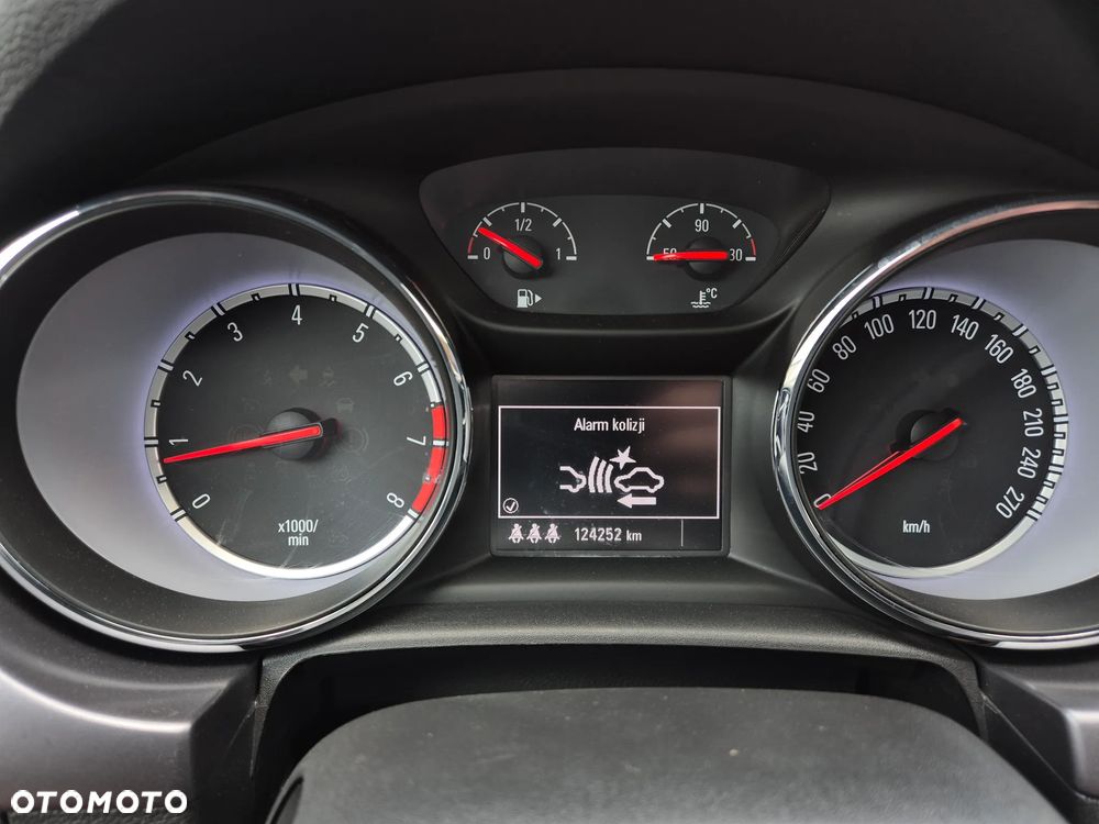 Opel Astra 1.4 Turbo Dynamic - 22