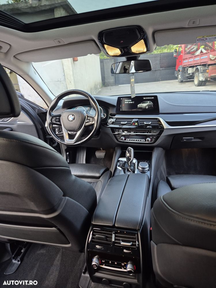 BMW Seria 5 520d xDrive AT - 5