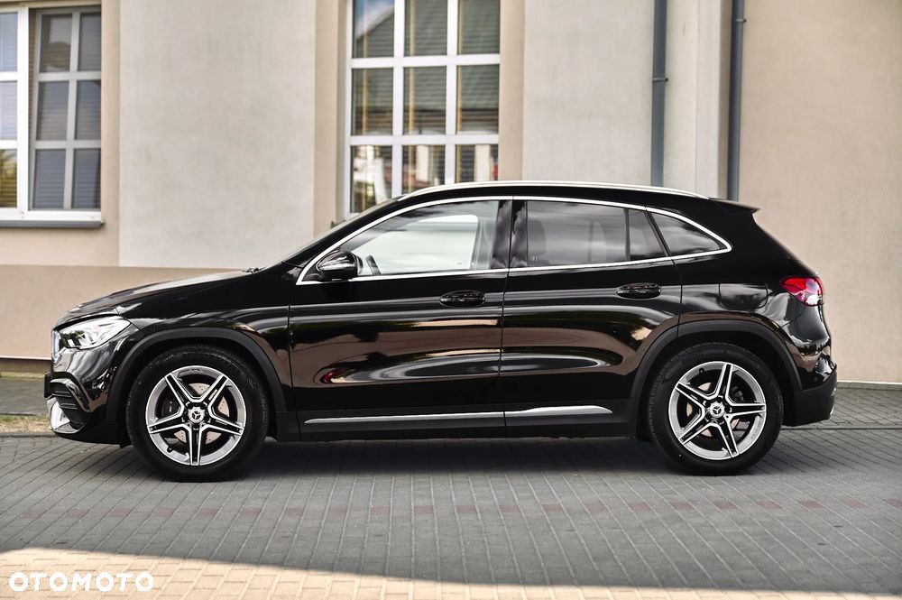 Mercedes-Benz GLA 200 d 8G-DCT AMG Line - 5