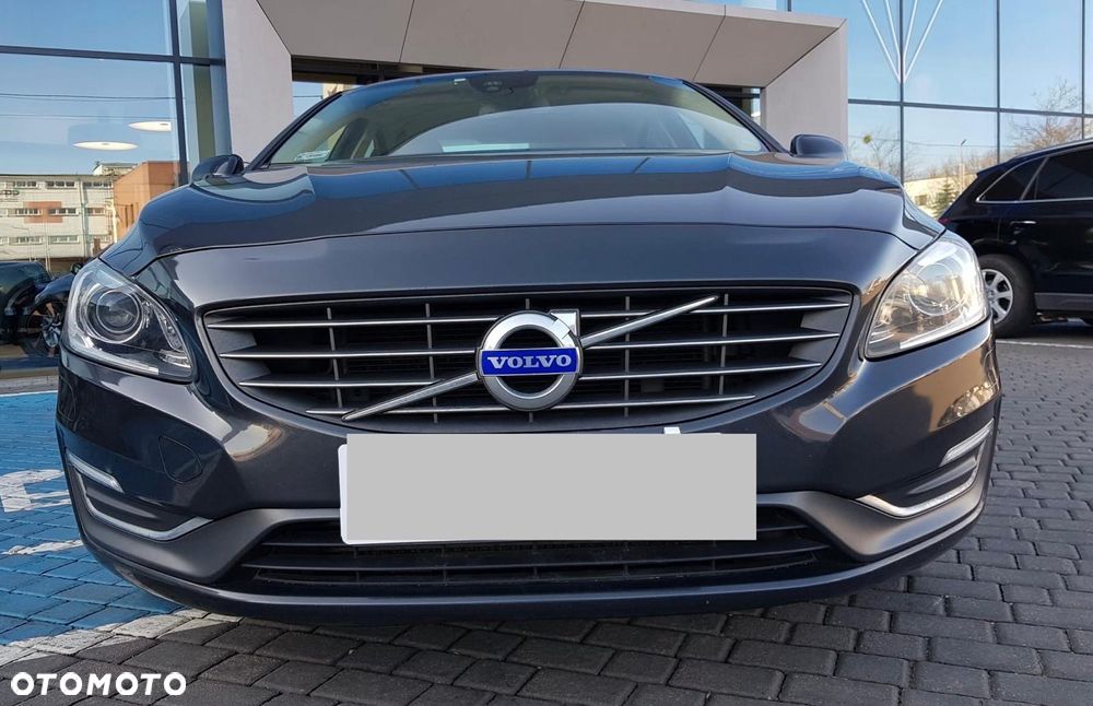 Volvo S60 T5 Drive-E Momentum - 1