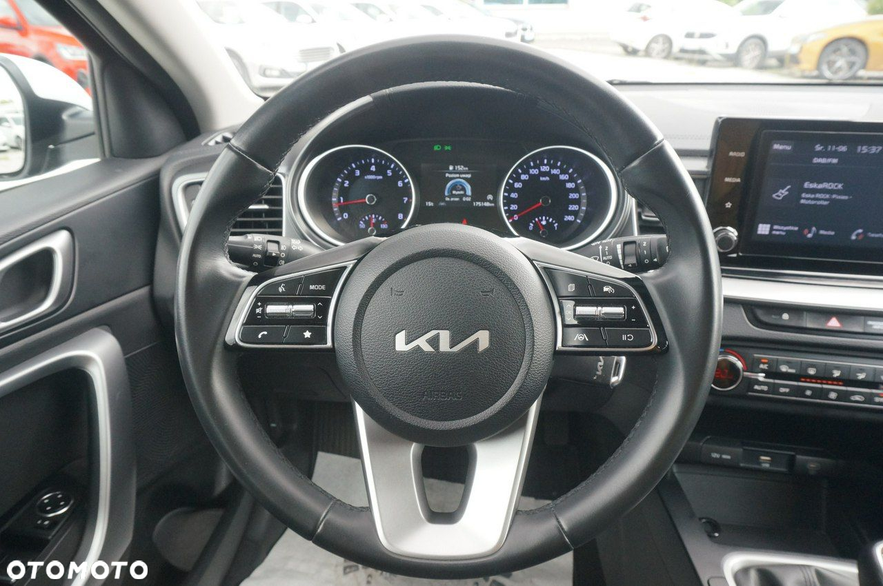 Kia Ceed 1.5 T-GDI M - 12