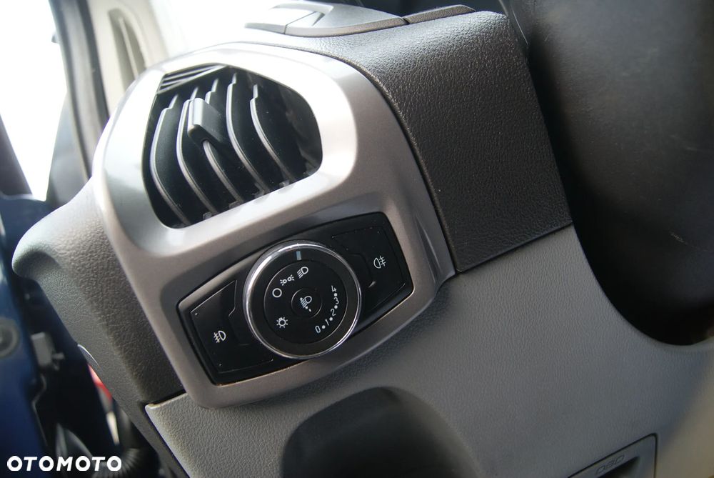 Ford Transit Custom - 27