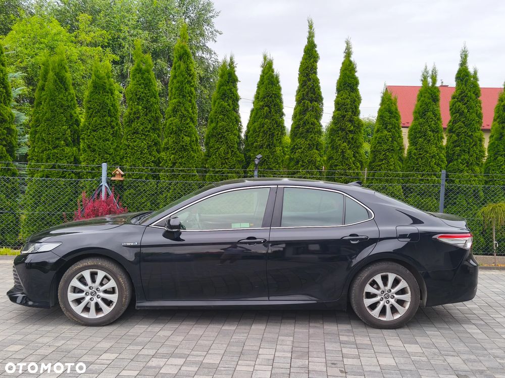Toyota Camry 2.5 Hybrid Comfort CVT - 3