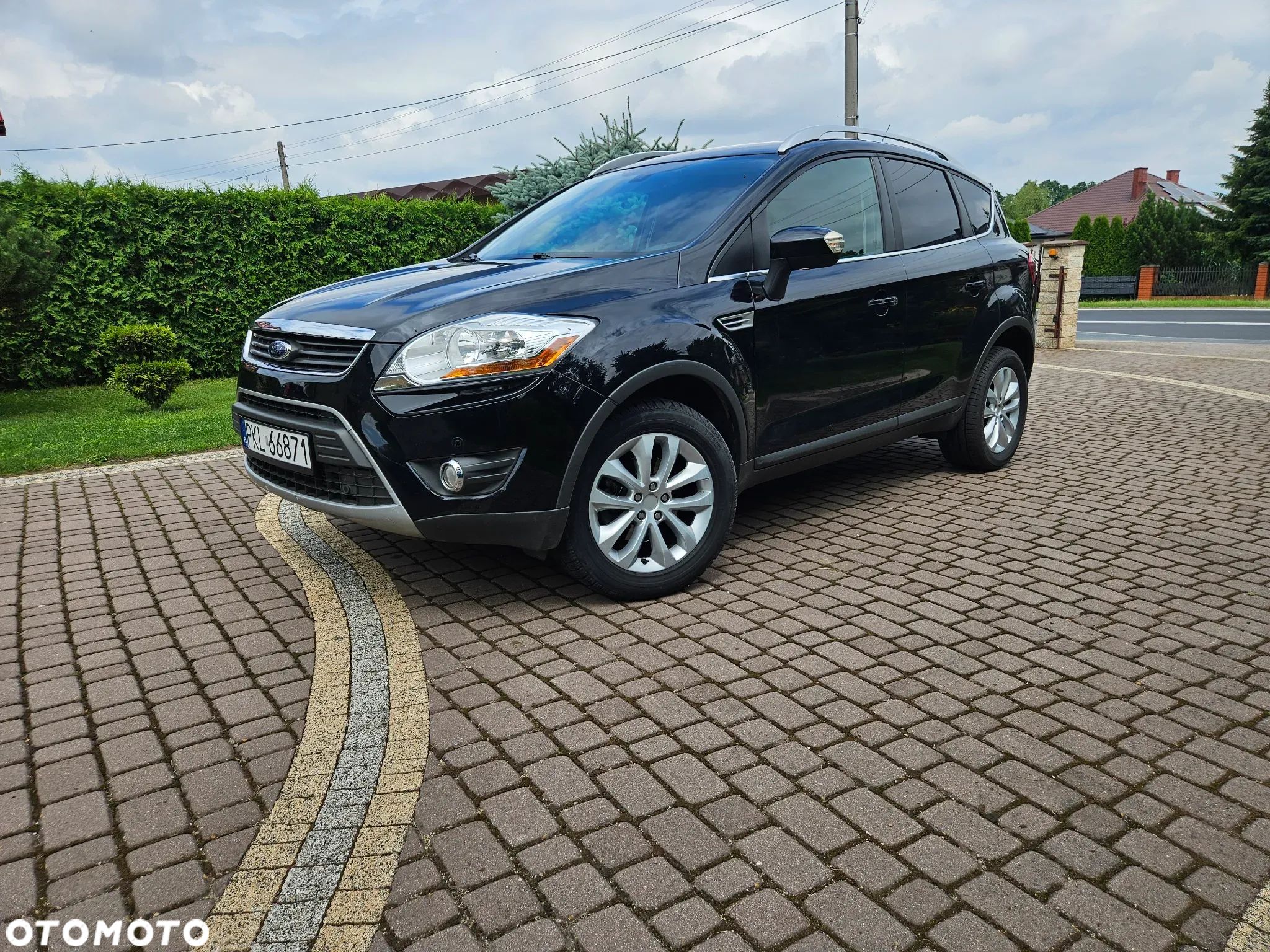 Ford Kuga 2.0 TDCi Individual - 1