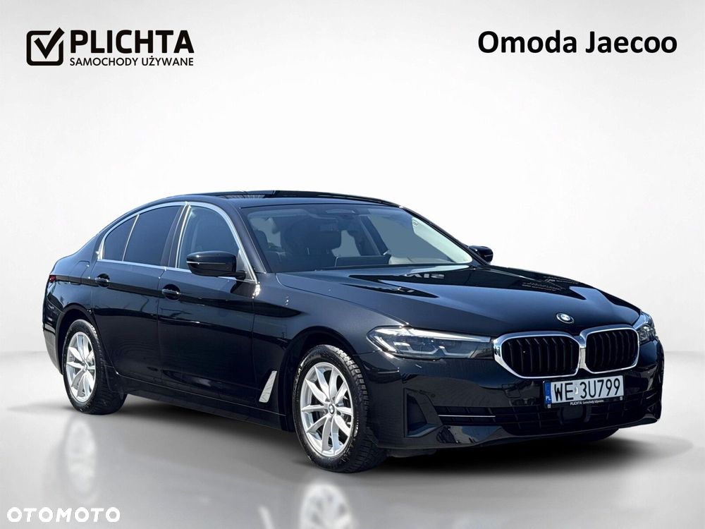 BMW Seria 5 520d mHEV - 8