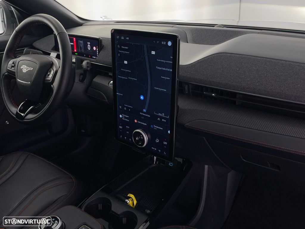 Ford Mustang Mach-E 87 kWh Premium AWD - 24