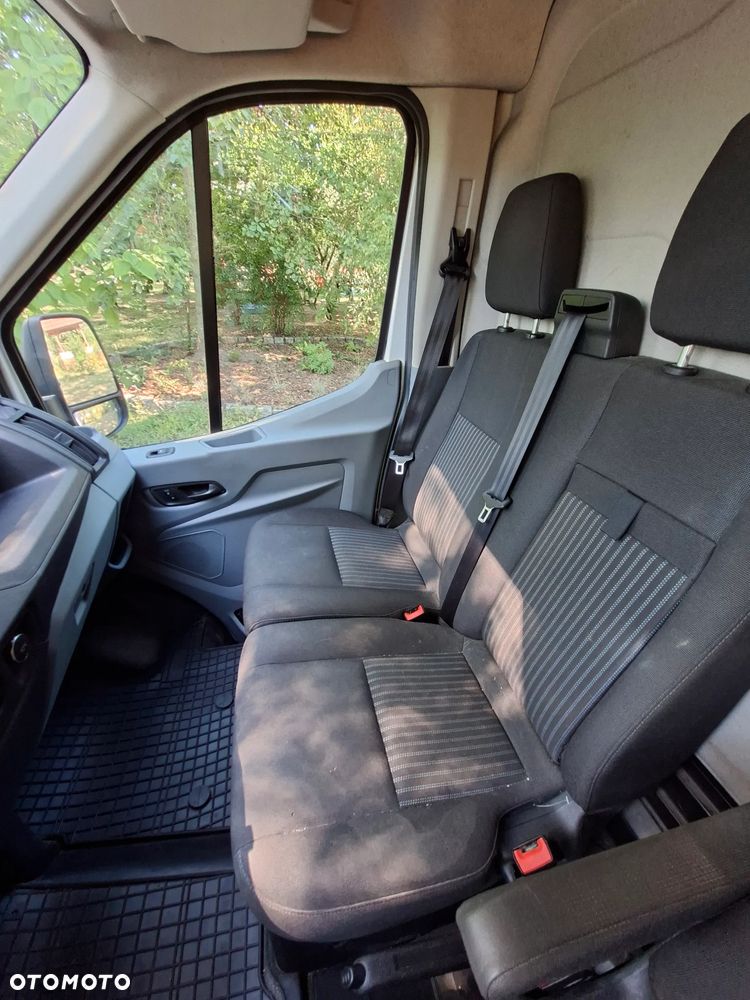 Ford Transit - 21