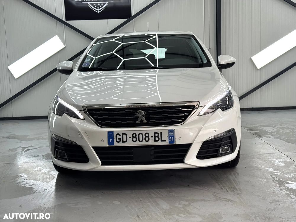 Peugeot 308 PureTech 130 EAT8 Allure Pack - 2