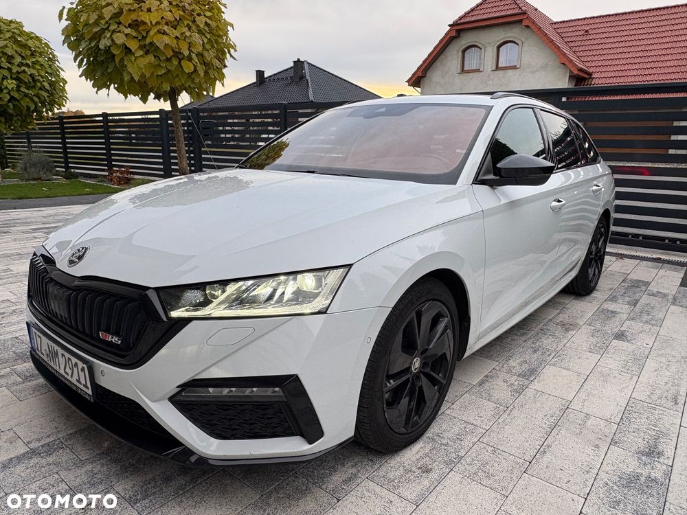 Skoda Octavia 2.0 TDI RS DSG - 8