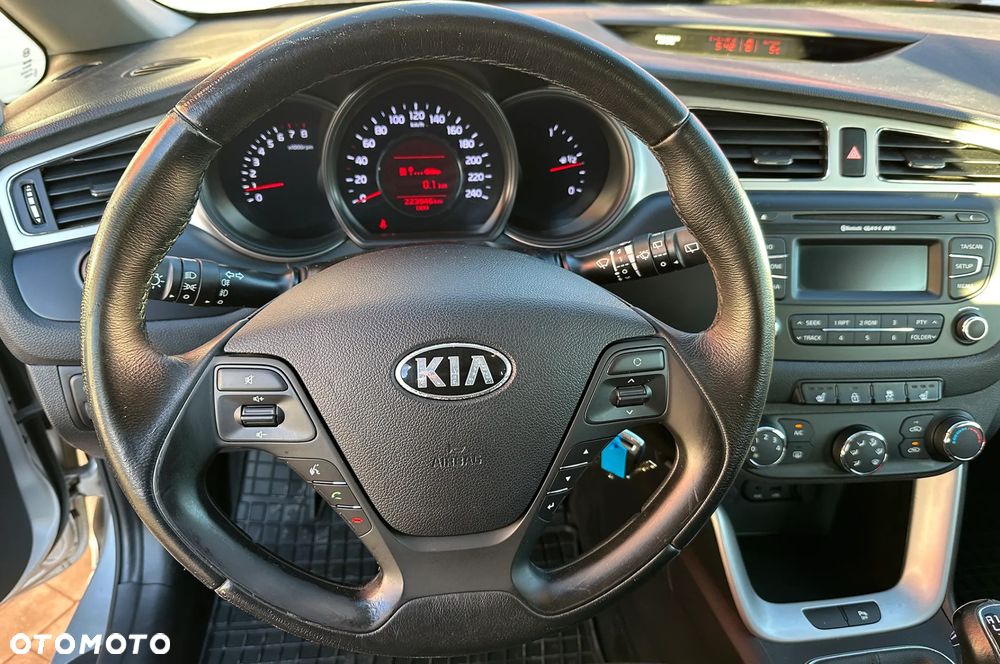 Kia Ceed - 20