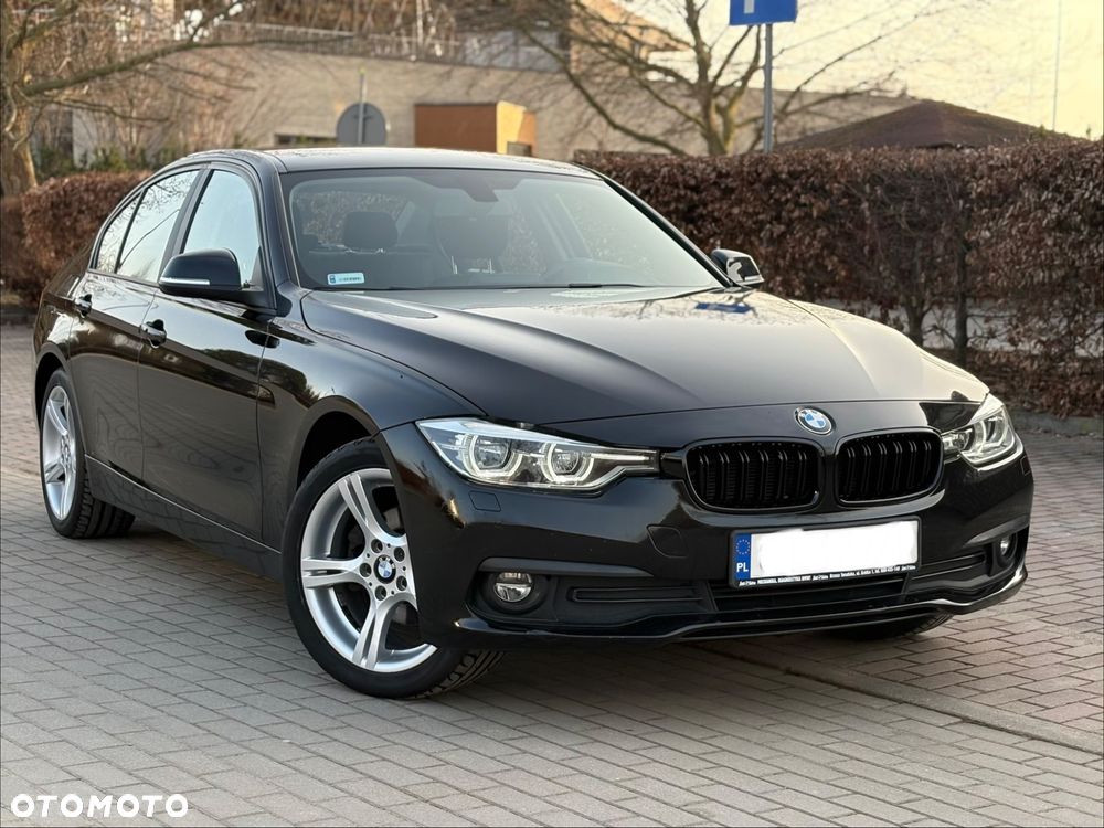 BMW Seria 3 318i - 16