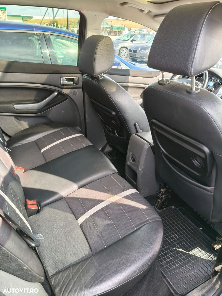 Ford Kuga 2.0L TDCi DPF Titanium - 6