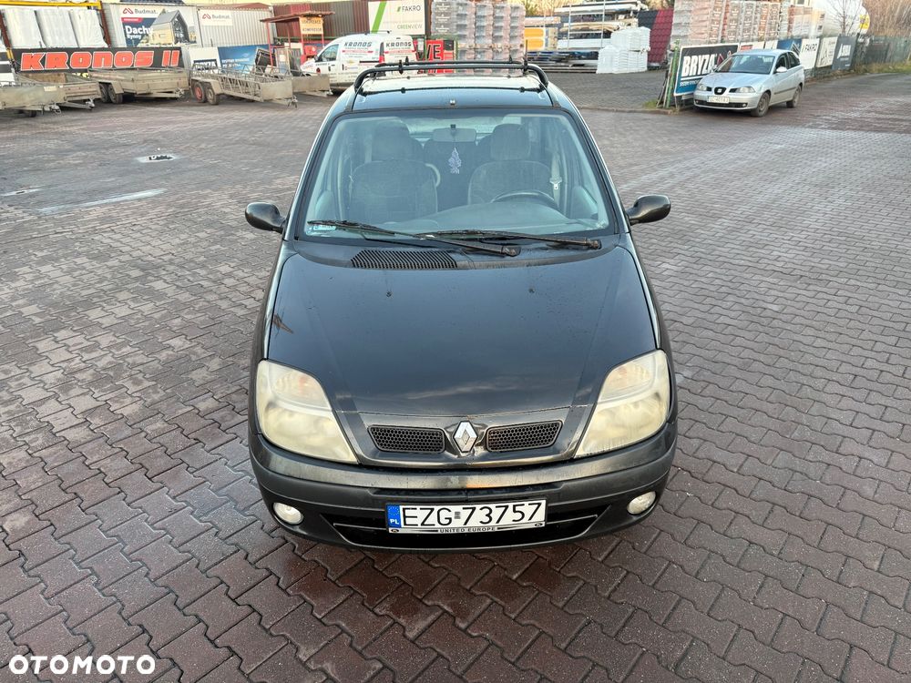 Renault Megane 1.6 Privilege - 3