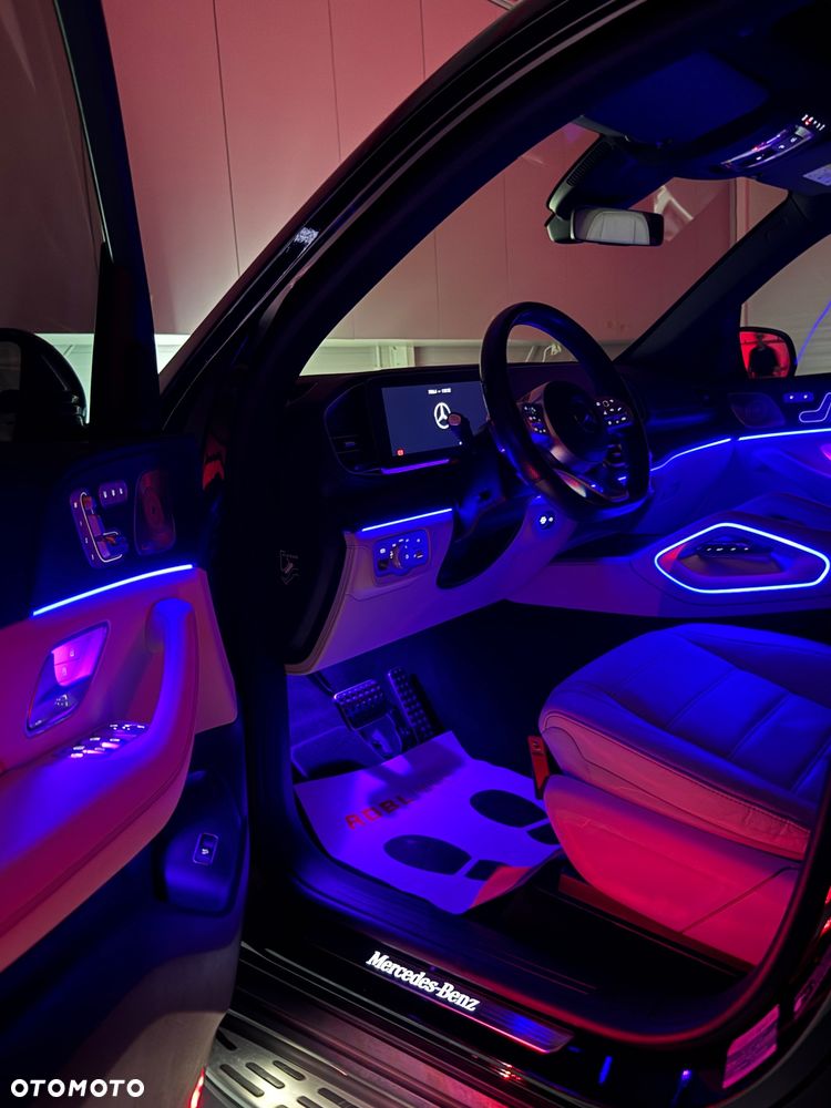 Mercedes-Benz GLS - 8