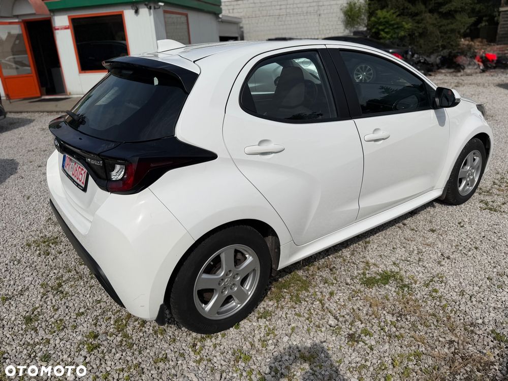 Toyota Yaris Hybrid 100 Premium EU6 - 8