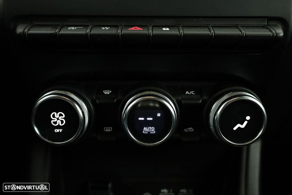 Renault Captur 1.0 TCe Techno Bi-Fuel - 13