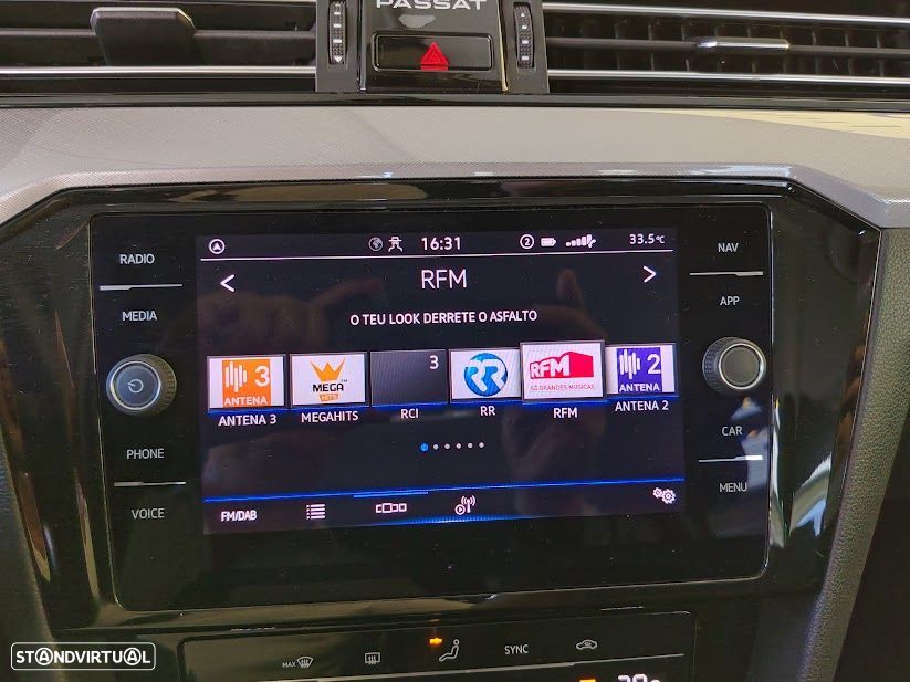 VW Passat Variant 2.0 TDI Business DSG - 22