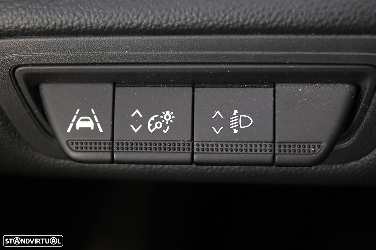 Renault Captur 1.0 TCe Techno Bi-Fuel - 20