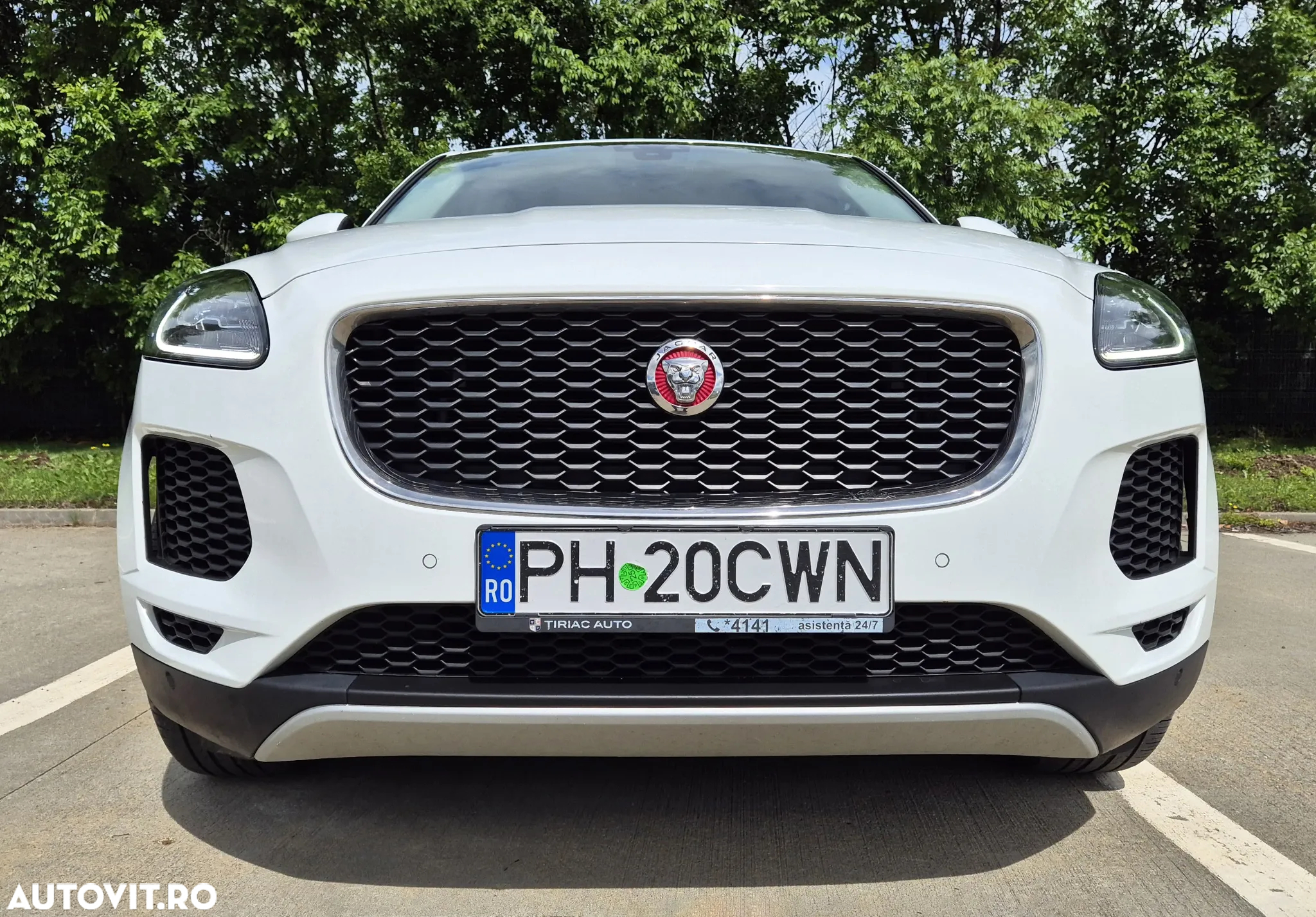 Jaguar E-Pace D150 AWD SE - 4