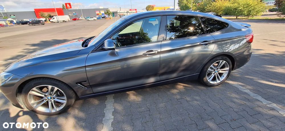 BMW 3GT 320i GPF Sport Line - 10