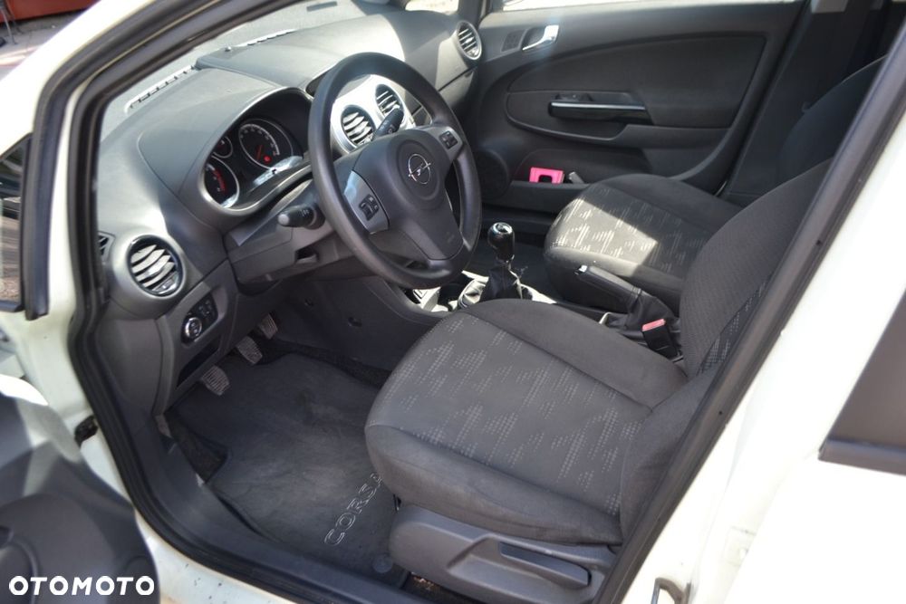 Opel Corsa - 6