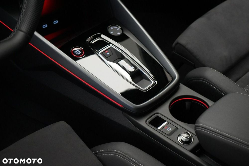 Audi S3 Sportback - 16