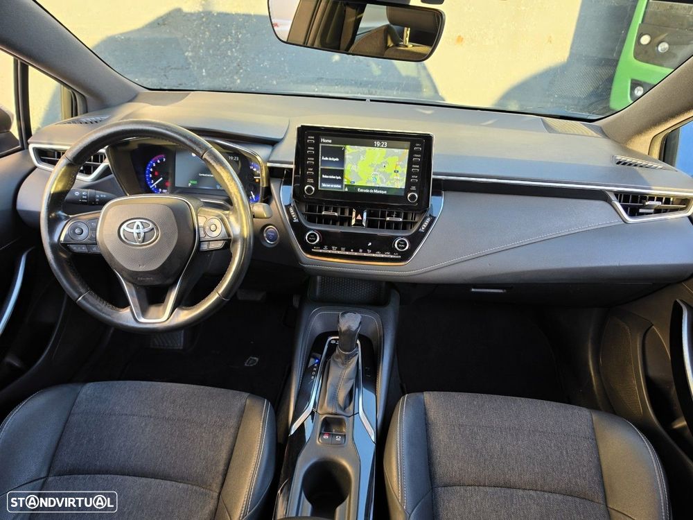 Toyota Corolla Touring Sports 1.8 Hybrid Comfort+P.Sport - 11