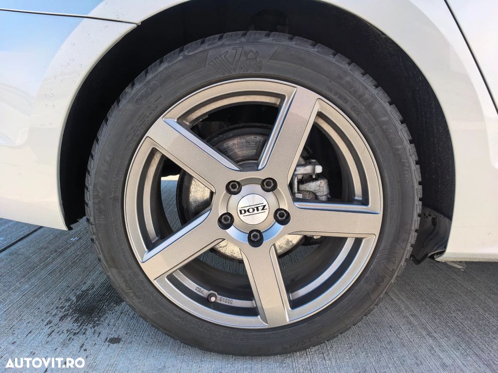 Volkswagen Jetta 1.4 TSI DSG Trendline - 16