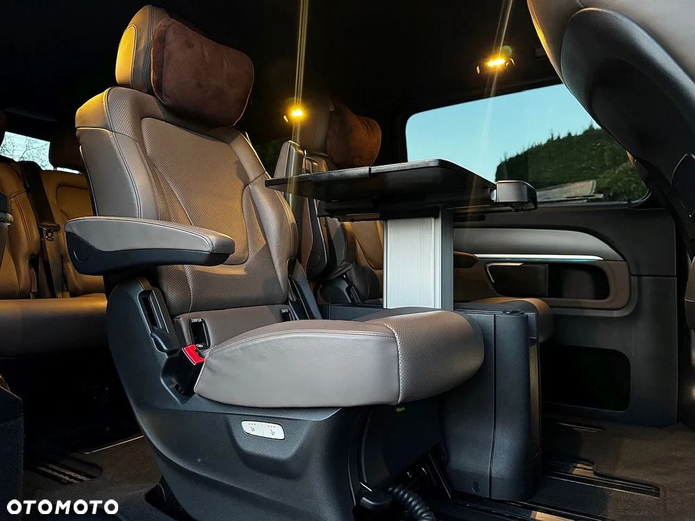 Mercedes-Benz Klasa V ver-300-d-4--matic-avantgarde-9g--tronic-ekstra-d- - 33