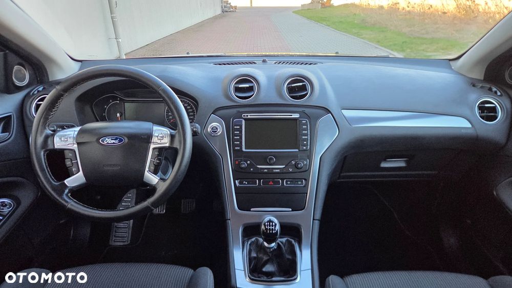 Ford Mondeo 2.0 TDCi Titanium - 21