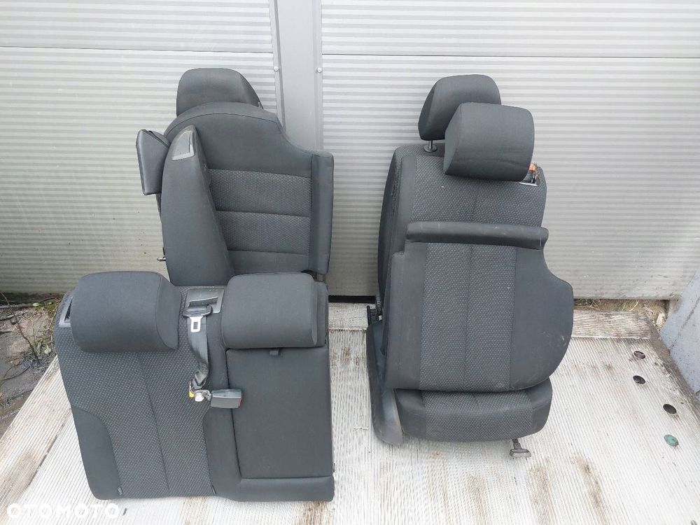 FOTELE KOMPLET LEWY PRAWY KANAPA TYŁ  VOLKSWAGEN PASSAT B6 - 1