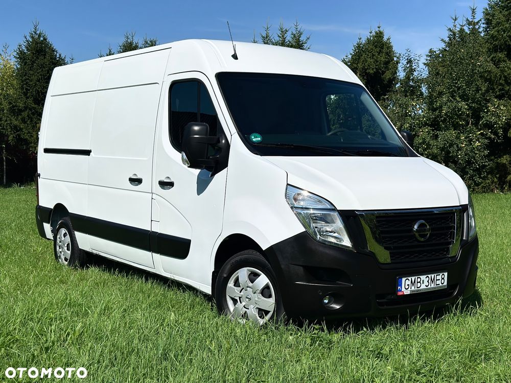 Nissan Interstar - 3