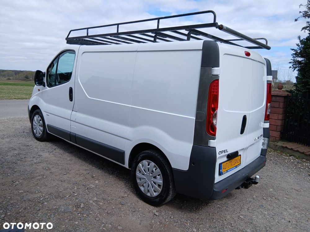 Opel VIVARO - 12