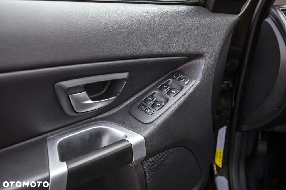 Volvo XC 90 D5 AWD Executive - 17