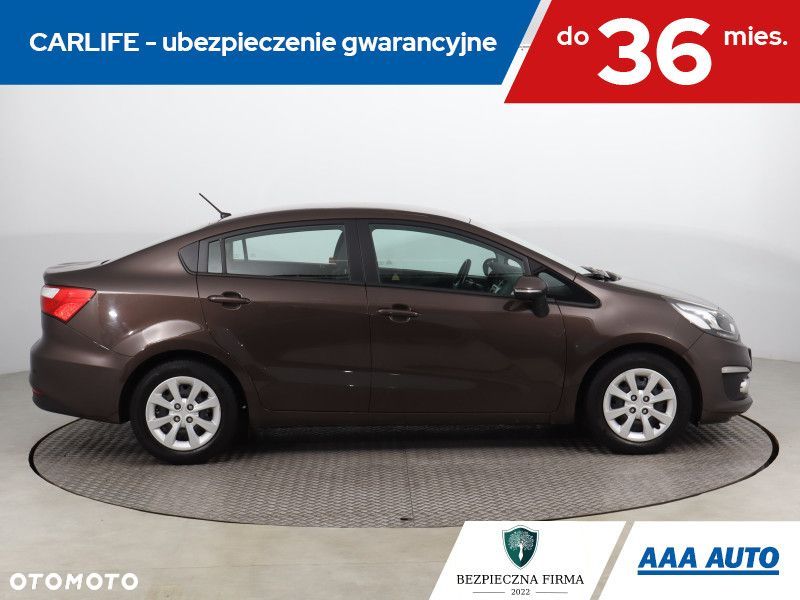 Kia Rio - 7