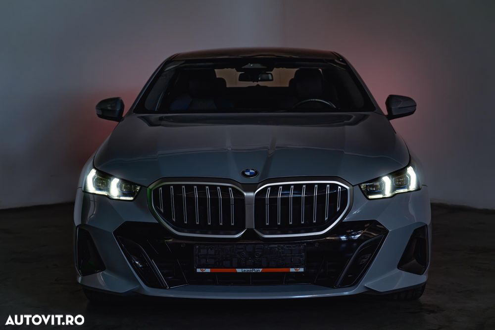 BMW Seria 5 520i AT MHEV - 15