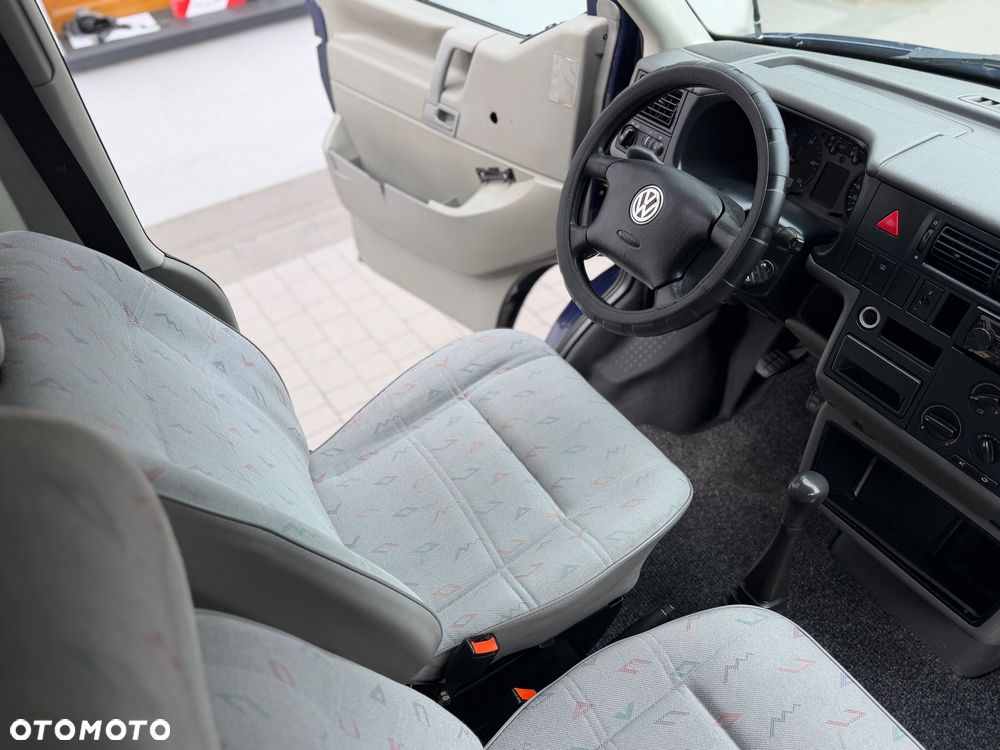 Volkswagen Transporter - 9